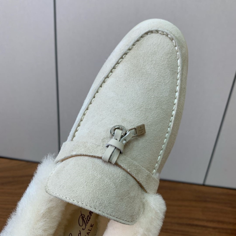 L0r0 P1ana loafers